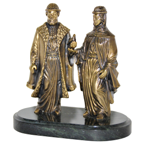 The statuette "Peter and Fevronia"