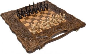 Резные шахматы, нарды и шашки из бука "Аллюр"