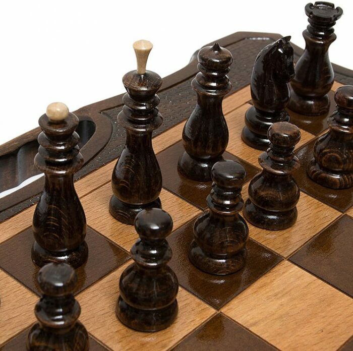 Резные шахматы, нарды и шашки из бука "Модерн" с ручкой