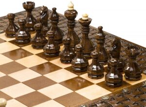 Резные шахматы, нарды и шашки из бука "Переплетение"