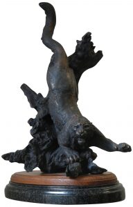 Авторская скульптура из бронзы "Атакующий барс"