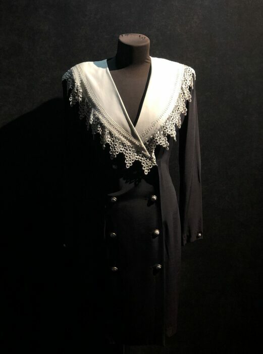 Платье из личного гардероба певицы Мадонны
