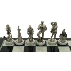 Marble and dolerite chess "Gas and Oil" bronze figures