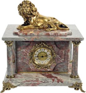 Safe-clock "Lion" (gray-red marble)