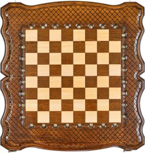 Резные шахматы, нарды и шашки из бука "Миттельшпиль"