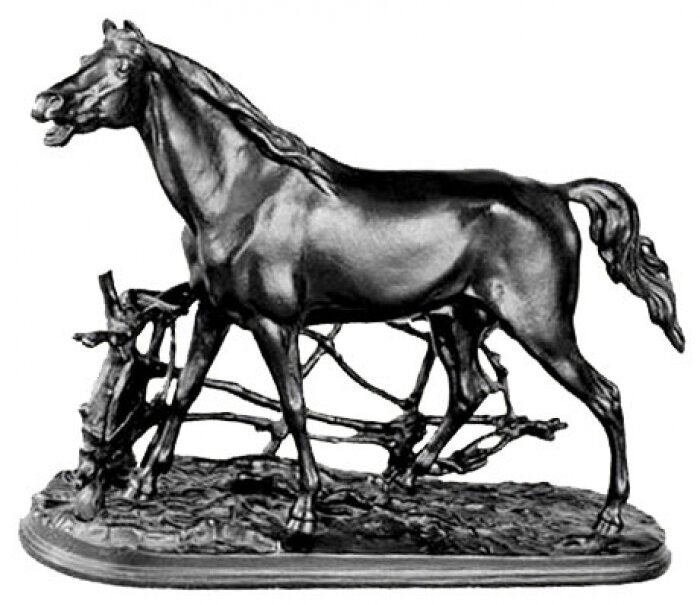 Скульптура "Конь в изгороди" чугун