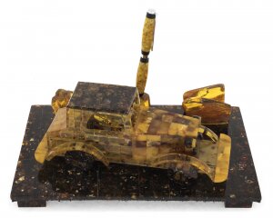 Письменный прибор из янтаря "Автомобиль" с ручкой