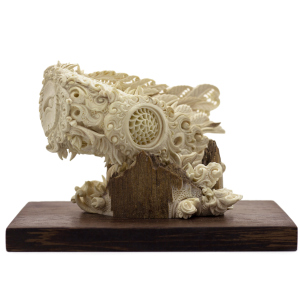 Скульптура из бивня мамонта "Сова"
