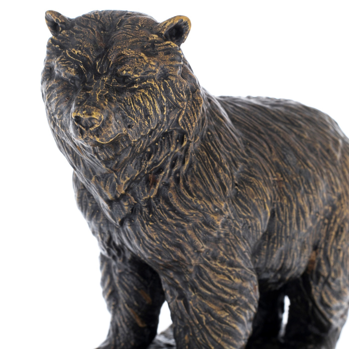 Авторская скульптура из бронзы "Медведь на холме"