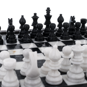 Шахматы "Американские" из массива венге, черного и белого мрамора