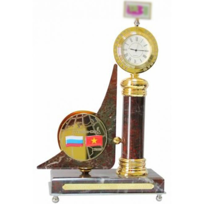 Desktop corporate clock "Neftyanik"