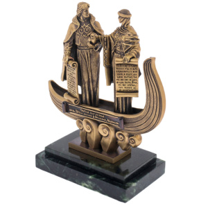 The statuette "Peter and Fevronia"