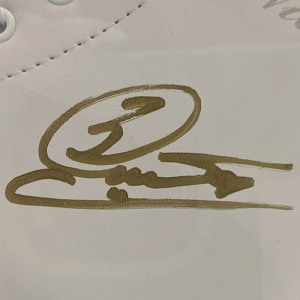 Autographed skates by Alina Zagitova