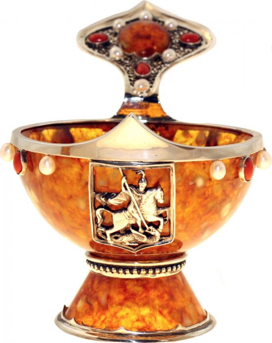 Amber bowl "Derzhavnaya"